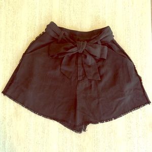 Kendall +Kylie Raw Edge Cinch Waste Short